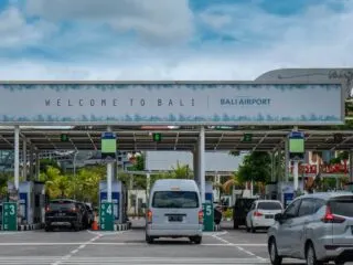 The Indonesian President, Joko Widodo (Jokowi) has discussed the possibility of revoking the quarantine policy to help revive the Bali tourism sector.
