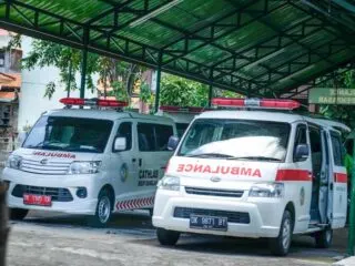 Local And Expat Evacuated After They Slipped Into A Ravine In Ubud