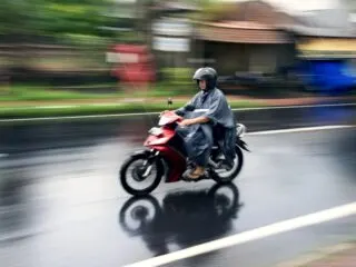 Indonesian Football Player Mugged While Riding His Motorbike In Kuta Bali