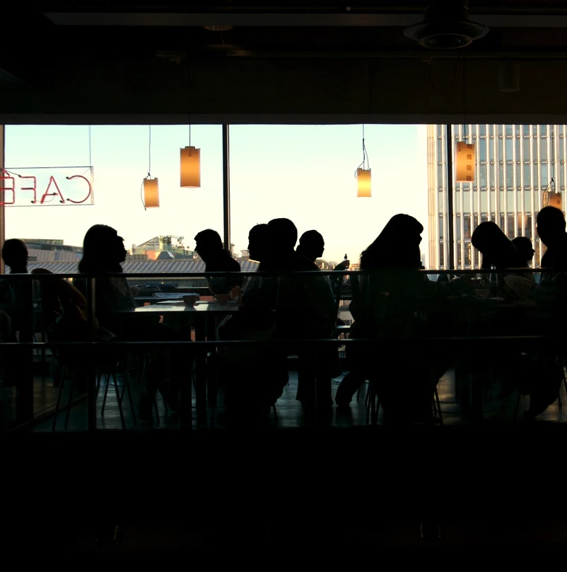 crowded cafe