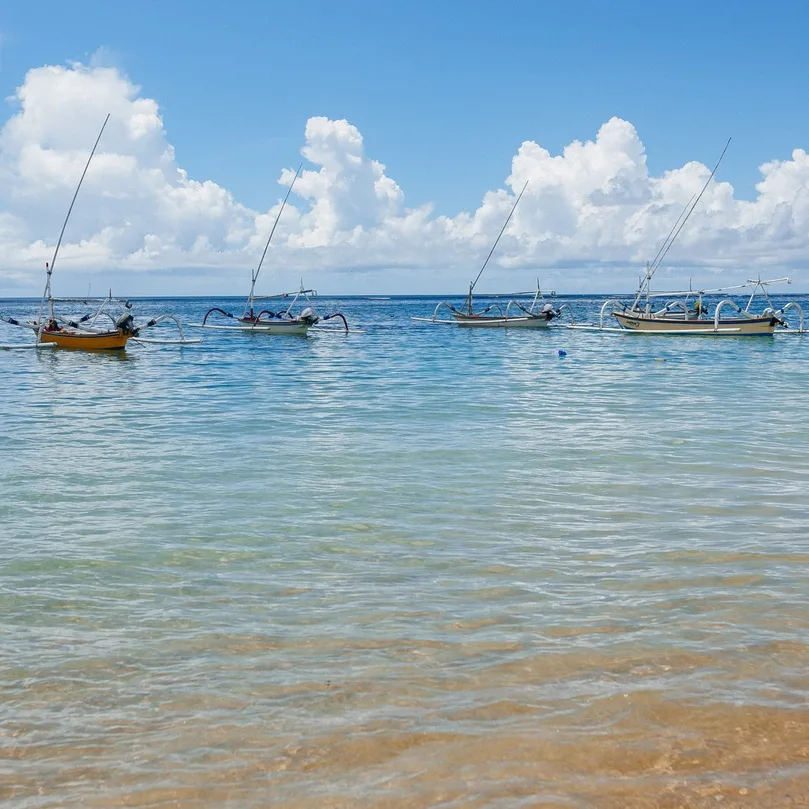 Klungkung boats