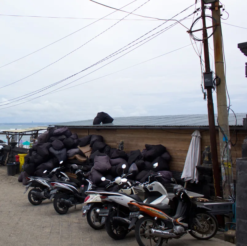 motorbikes in bali