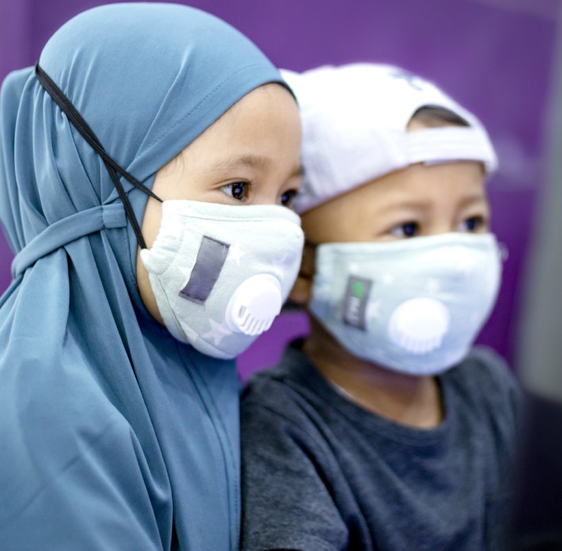 indonesian student child mask