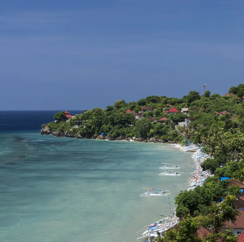 nusa penida coast line