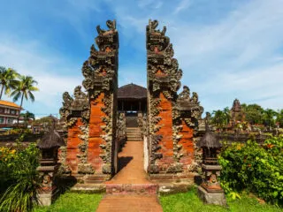 Bali Temples Reclaim Tradition Ahead Of Island's Single Use Plastics Ban