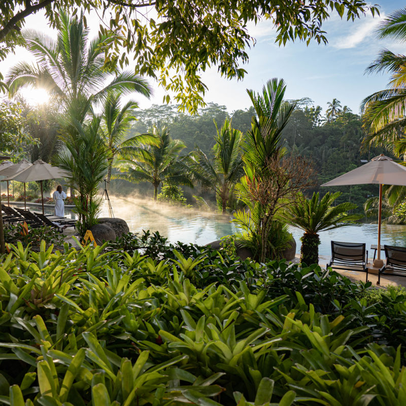 Luxury-Resort-hotel-Pool-and-Gardens-in-Ubud-Bali