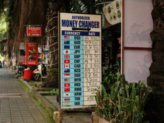 Money Changer In Bali Closed Down After Scamming Tourists Out Of Hundreds Of Dollars