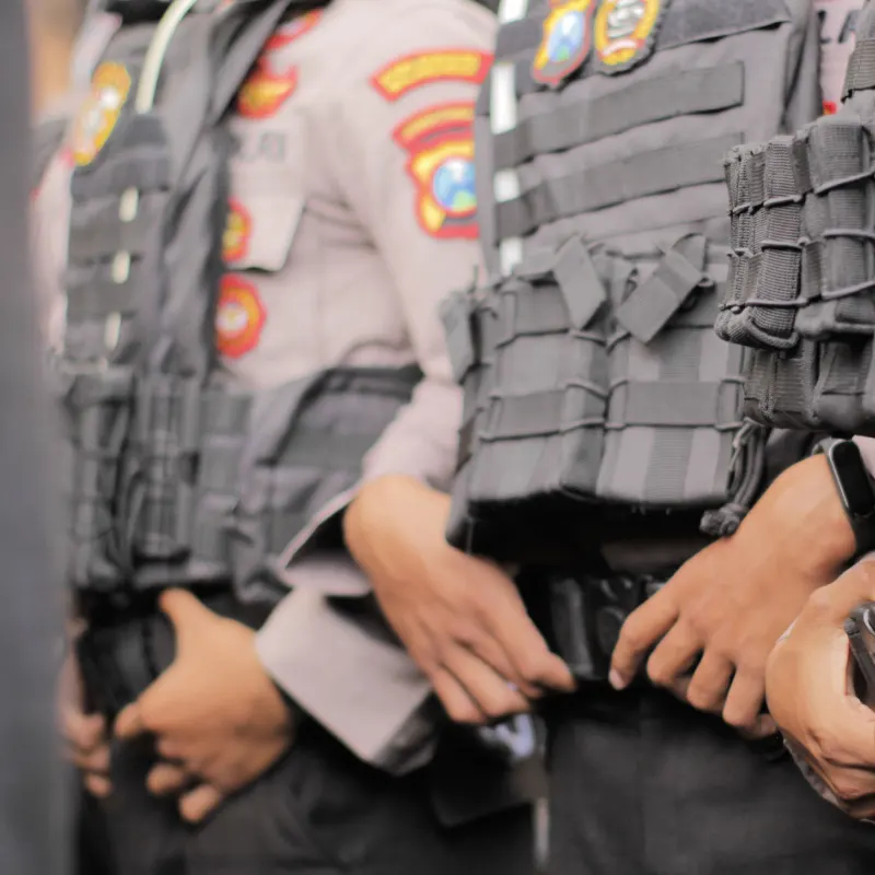 Bali-Police-Wait-In-Line