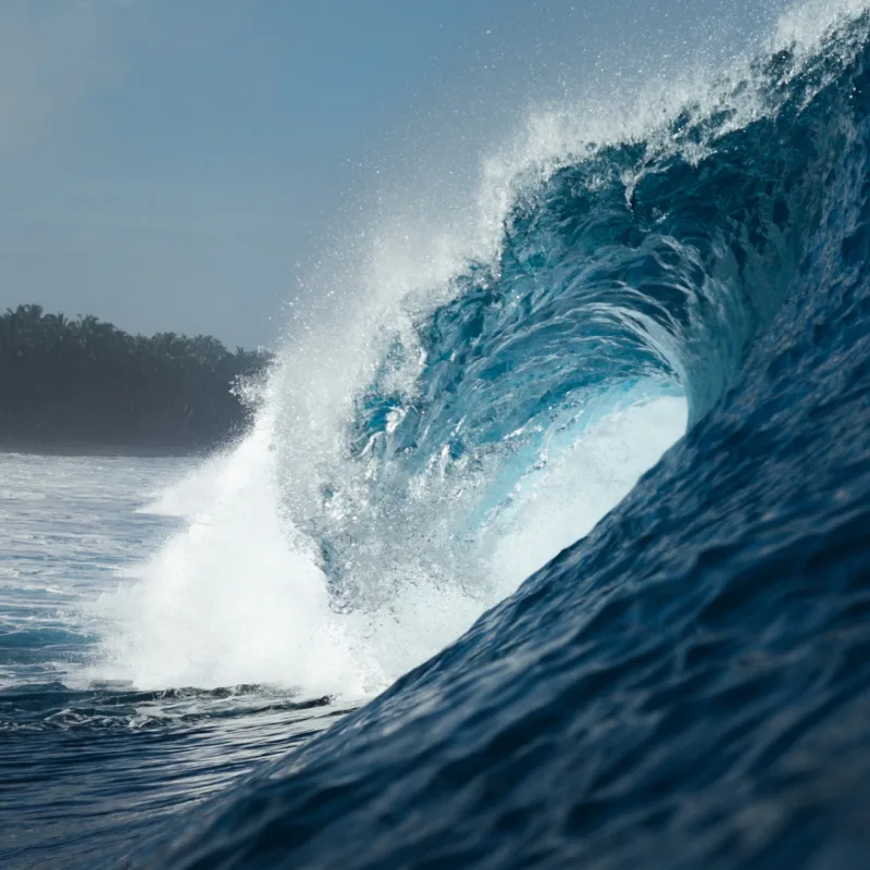 Big-Wave-Rip-Rolls-Through-Bali-Sea