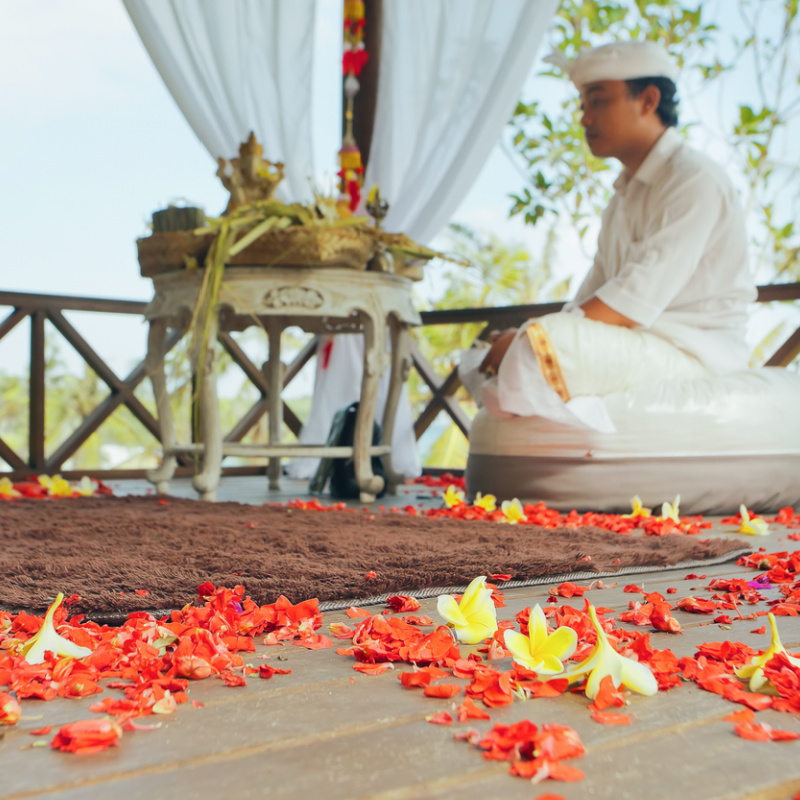 Bali Priest Prepares To Host Wedding Ceremony In Bali