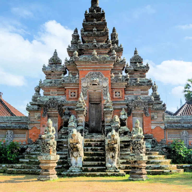 Entrance-To-Bali-Temple-Batubulan-In-Giyanar-Near-Ubud