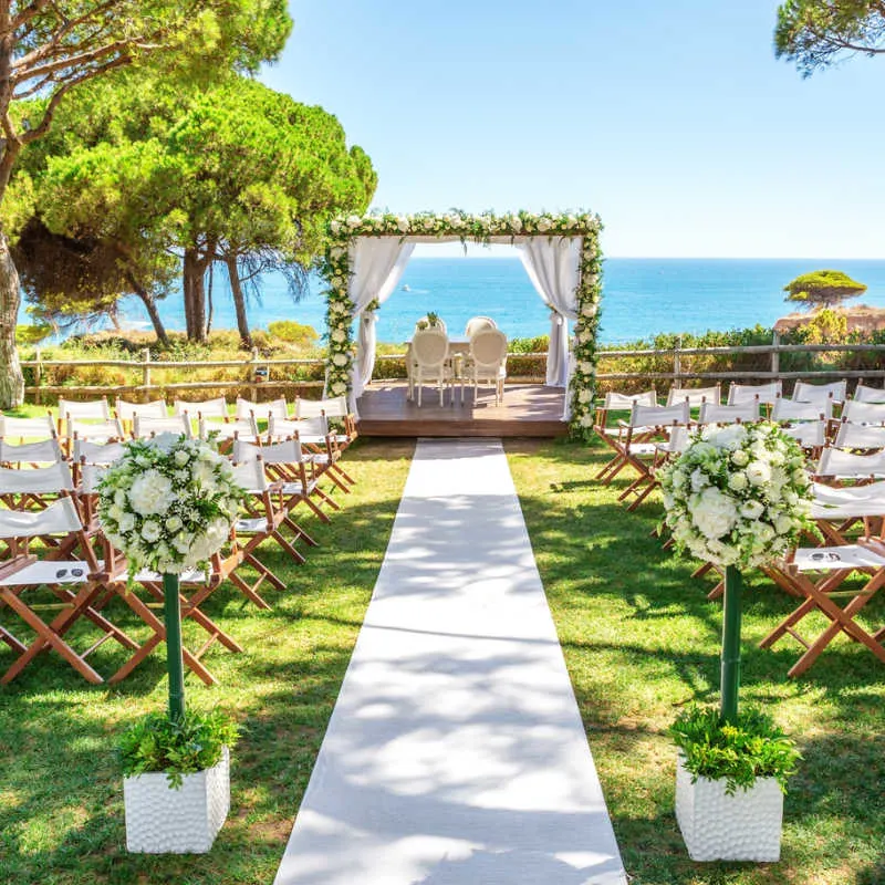 Wedding-Venue-In-Bali-Overlooking-The-Ocean