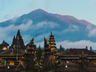 American Tourist Dies During Descent From Bali's Mount Agung