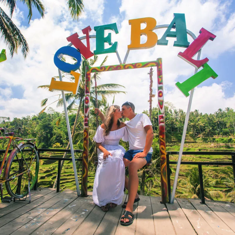 Couple Kiss At Bali Rice Field Photo Spot