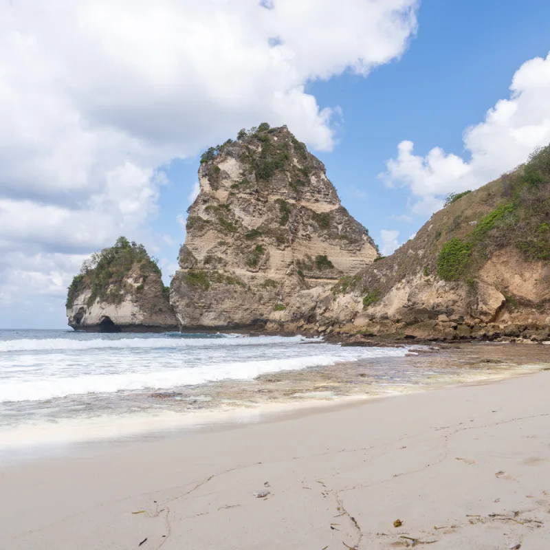 Diamond Beach in Nusa Penida In Bali.