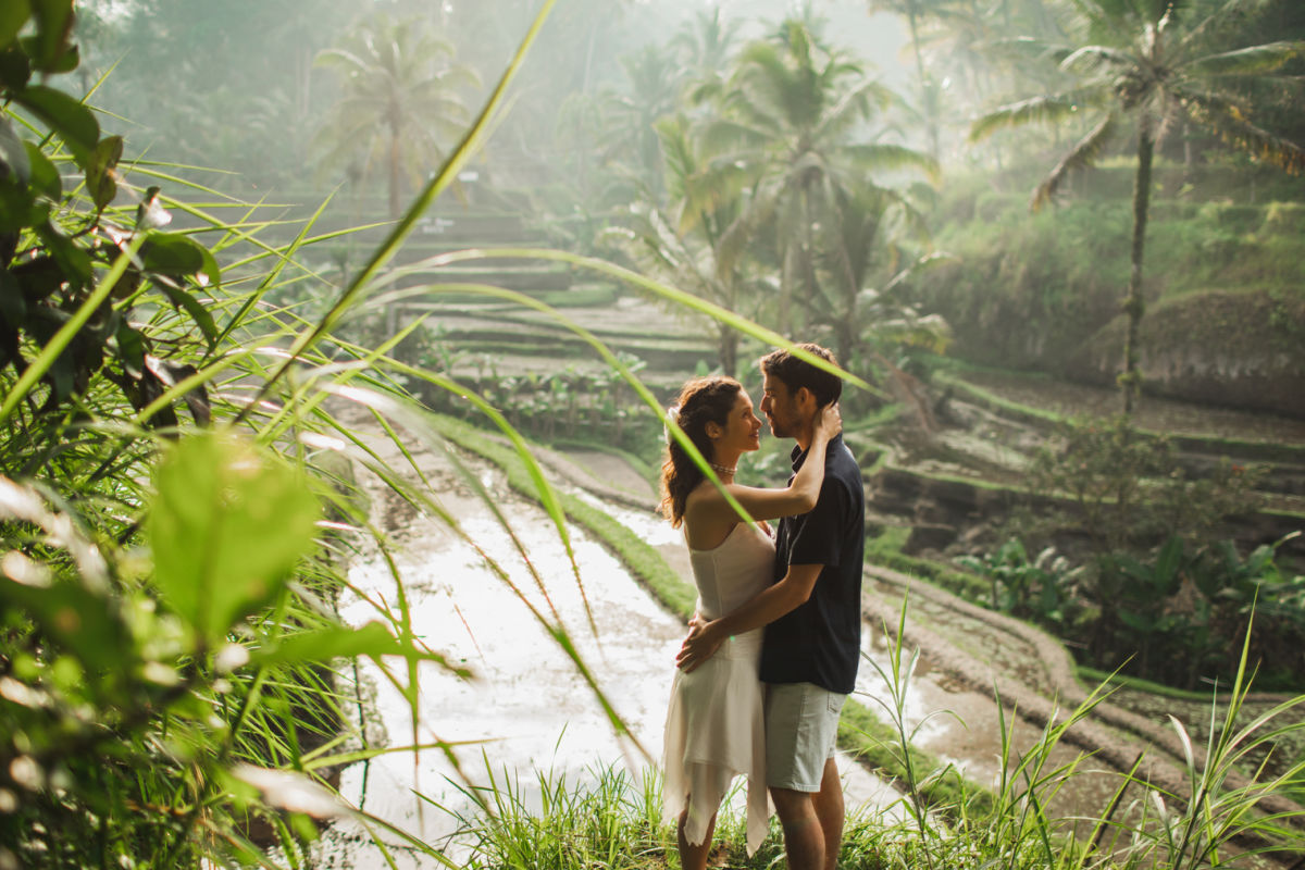 bali unmarried couples tourist