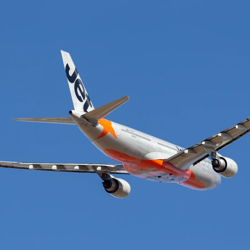 Jetstar-Plane-In-The-Sky