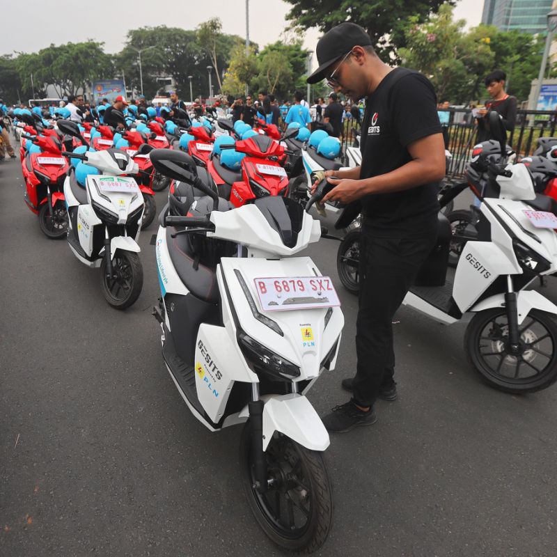 Fleet Of Electric Vehicles Mopeds At Launch event In Jakarta Like Moped That Will Be in Bali