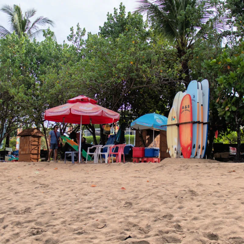 Trader-Cold-Drink-And-Surf-Stall-At-Kuta-Beach-in-Bali