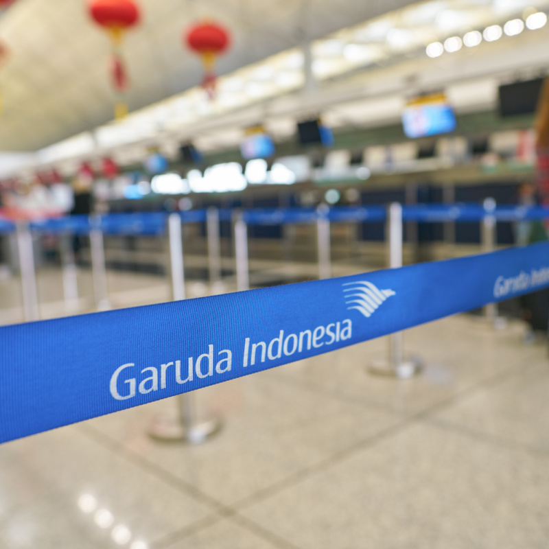 Garuda-Indonesia-Queue-Tape-At-Airport-Check-In