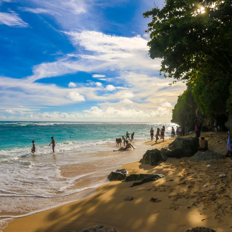 Green-Bowl-Beach-in-Uluwatu-Bali