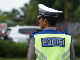 Police In Bali Quick To Respond To Bizarre New Custom License Plate Trend