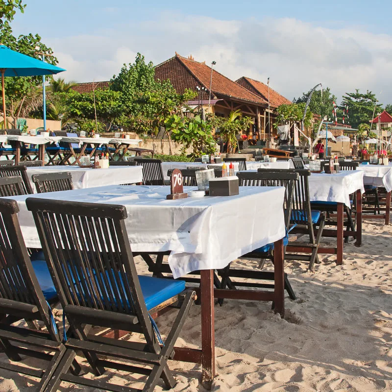 Seafood-Restuarant-on-Jimbaran-Beach