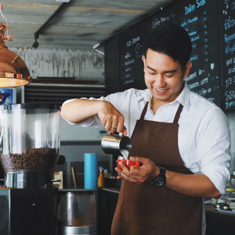 Barista-in-Bali-Coffee-Shop-Cafe