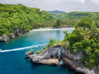 Clean Water Crisis In Bali's Nusa Penida, But What Does This Mean For Tourists?