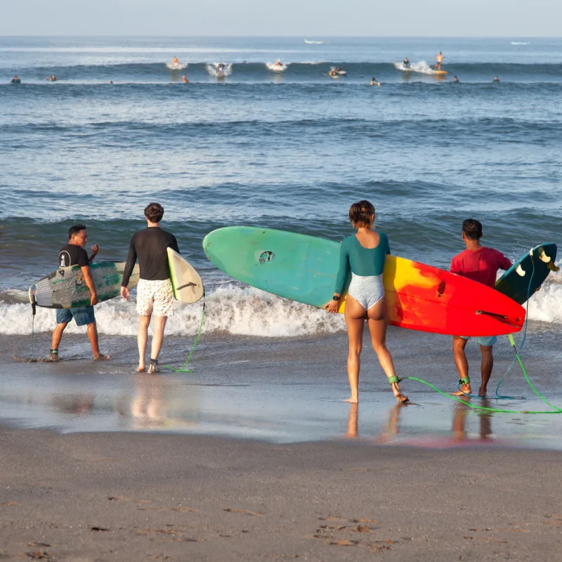 Surf-Lesson-On-Bali-Beach
