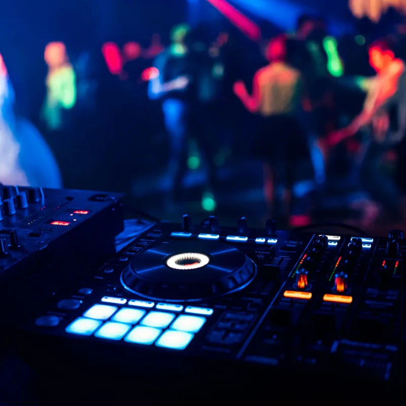 DJ-Nightclub-Bali