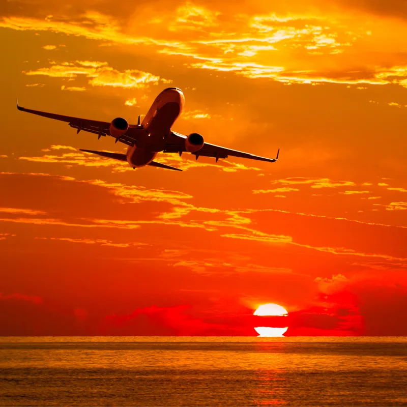 Plane-Sunset-Bali