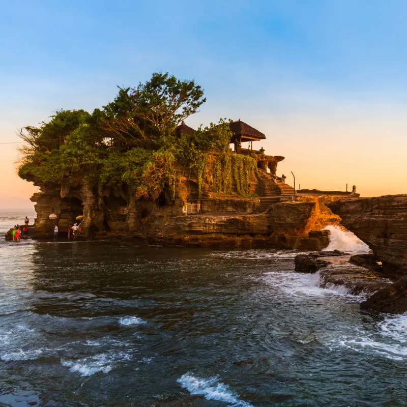 Tanah-Lot-Temple-at-Sunset-in-Bali