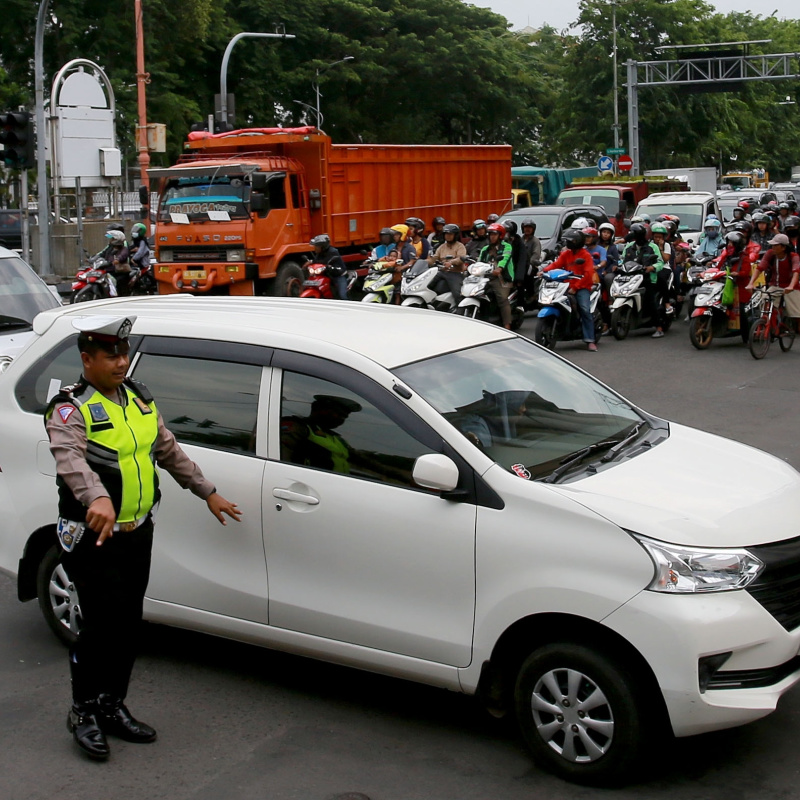 Traffic in Bali.jpg