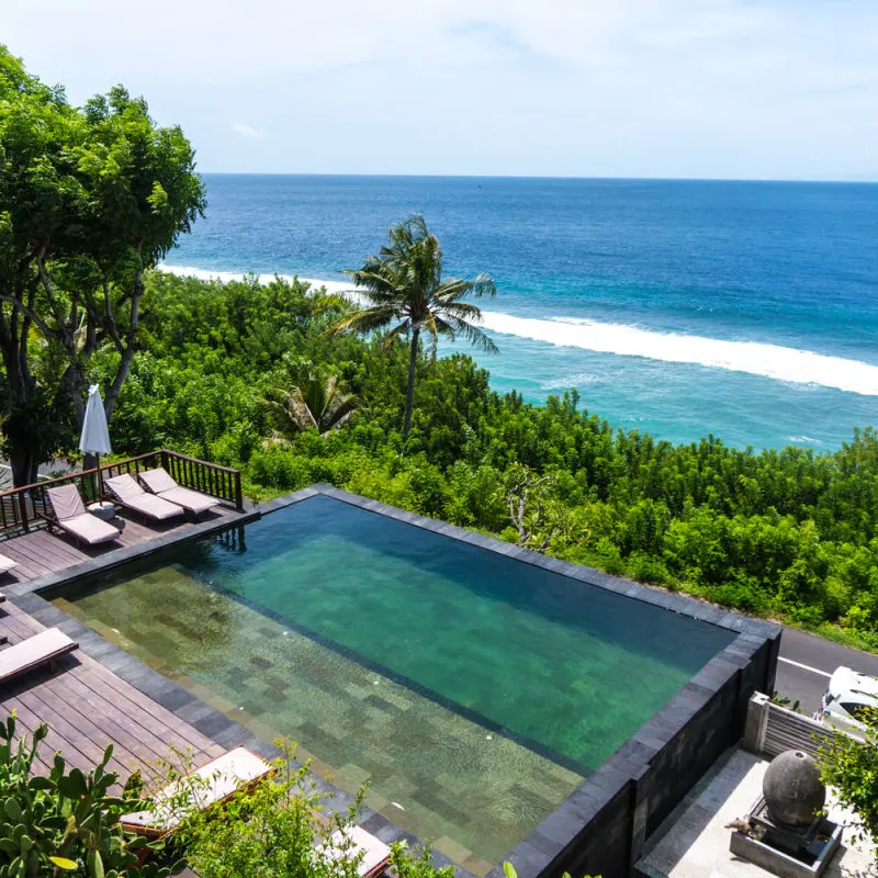 Pool-and-Private-Villa-in-Bali