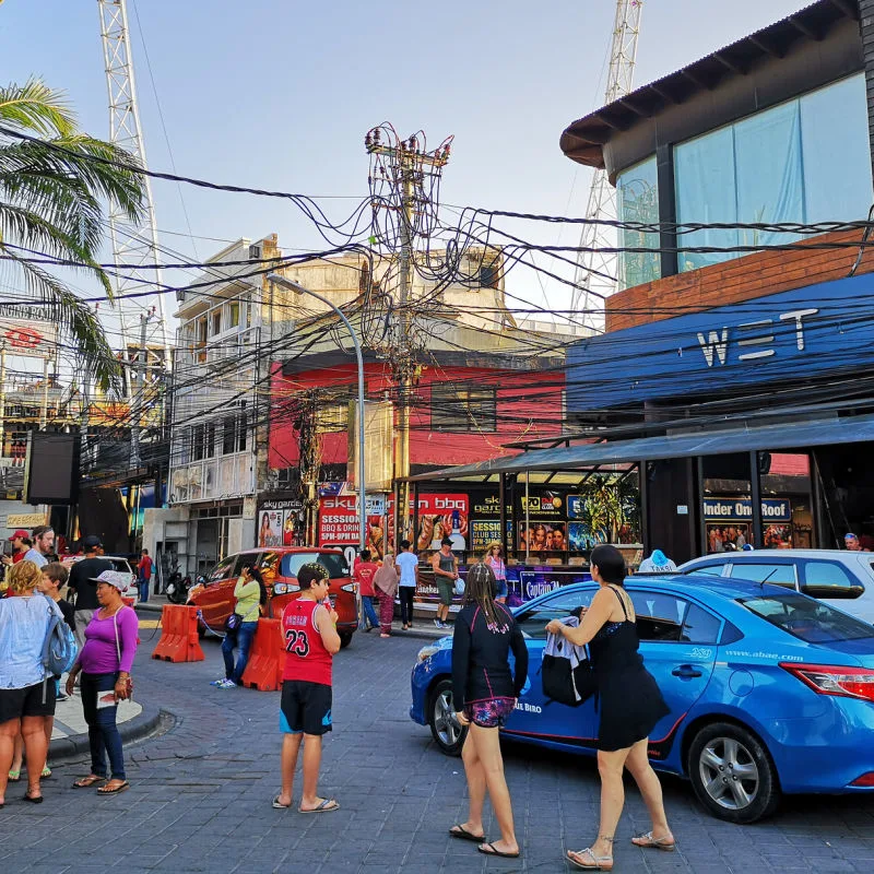 Tourists-in-Legian