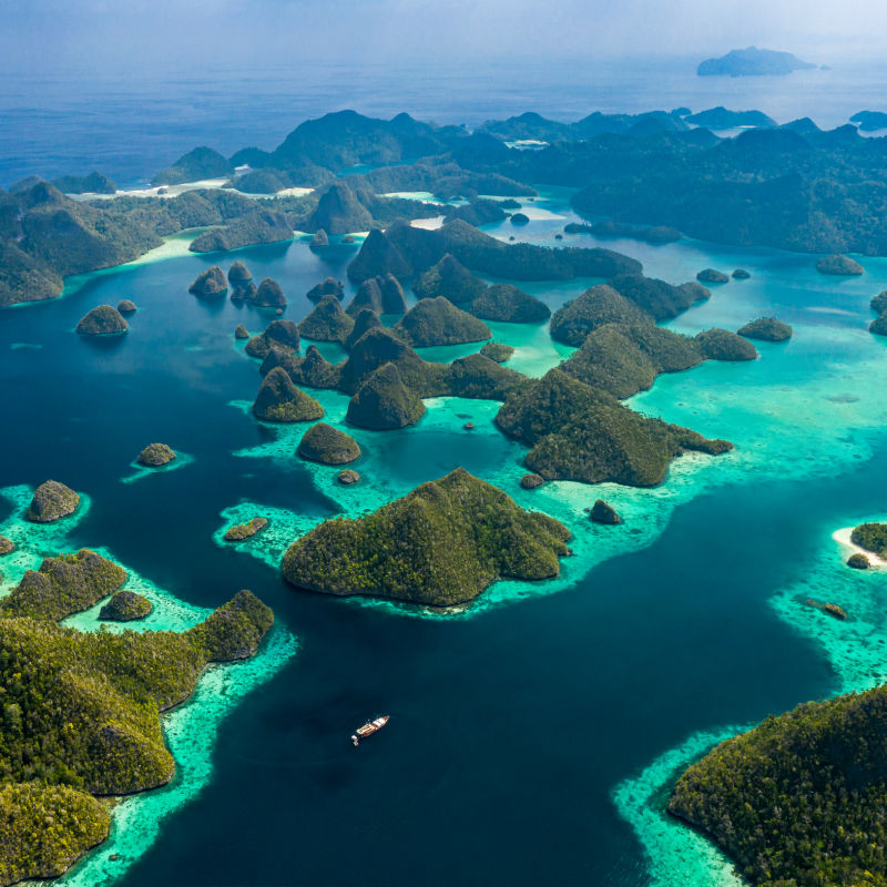 Ariel-View-of-Raja-Ampat-in-West-Papua-Indonesia