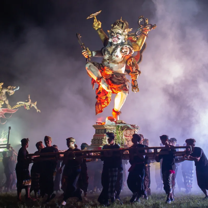 Ogoh-Ogoh-Carried-By-Balinese-Men-During-Cultural-Parade-for-Nyepi-Festival-In-Bali