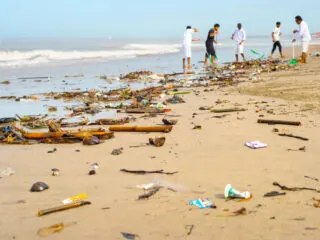 Clean Up Teams On Standby At Bali’s Most Popular Tourist Beaches 