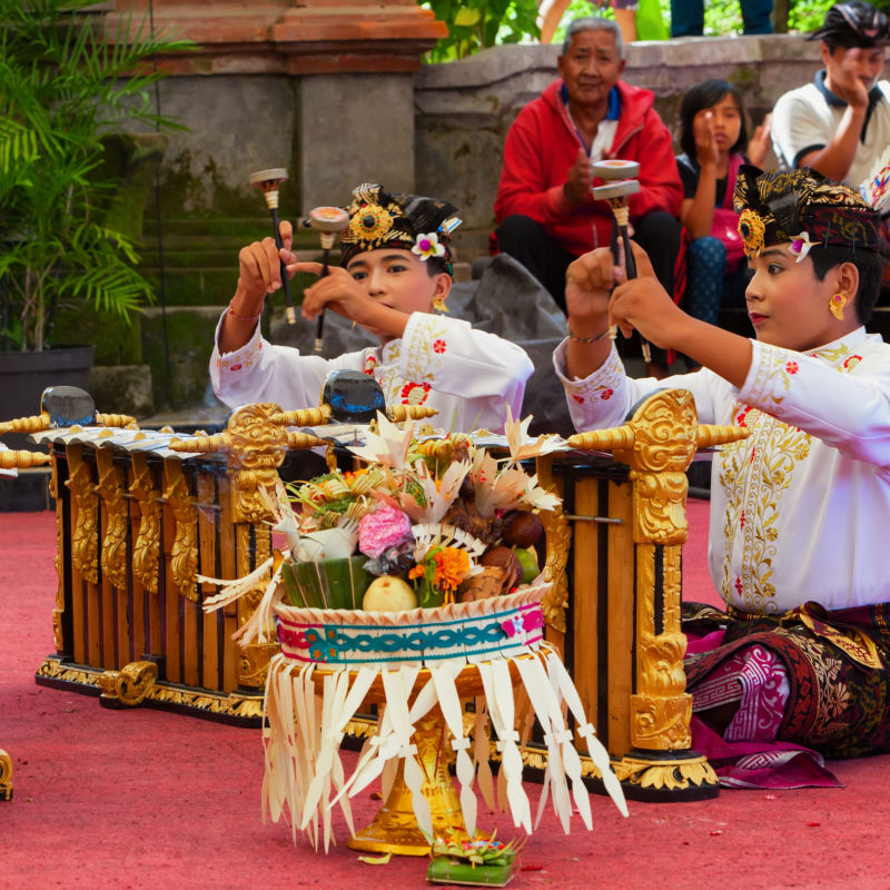Young-boys-play-rindik-in-the-balinese-orchestra-gamelan-at-festival