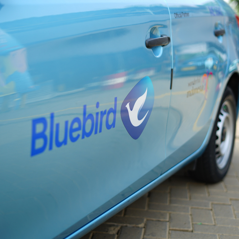 Bluebird taxi in Bali close up of side door.jpg