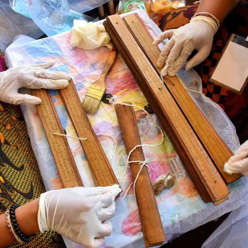 Historians-preserve-lontar-manuscripts-of-Bali-art-and-culture