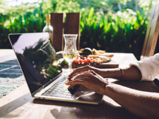Tech Experts Say ‘Silicon Bali’ Will Remain Digital Nomad Haven In 2024