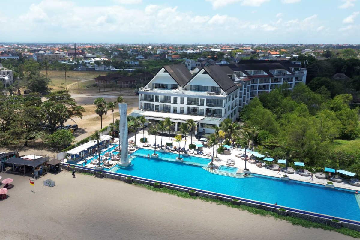 Beachfront Beach Club Apartment Resort Complex in Berawa Canggu Bali.jpg