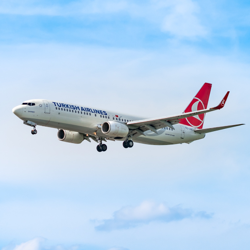 Turkish Airlines - Avión en el cielo