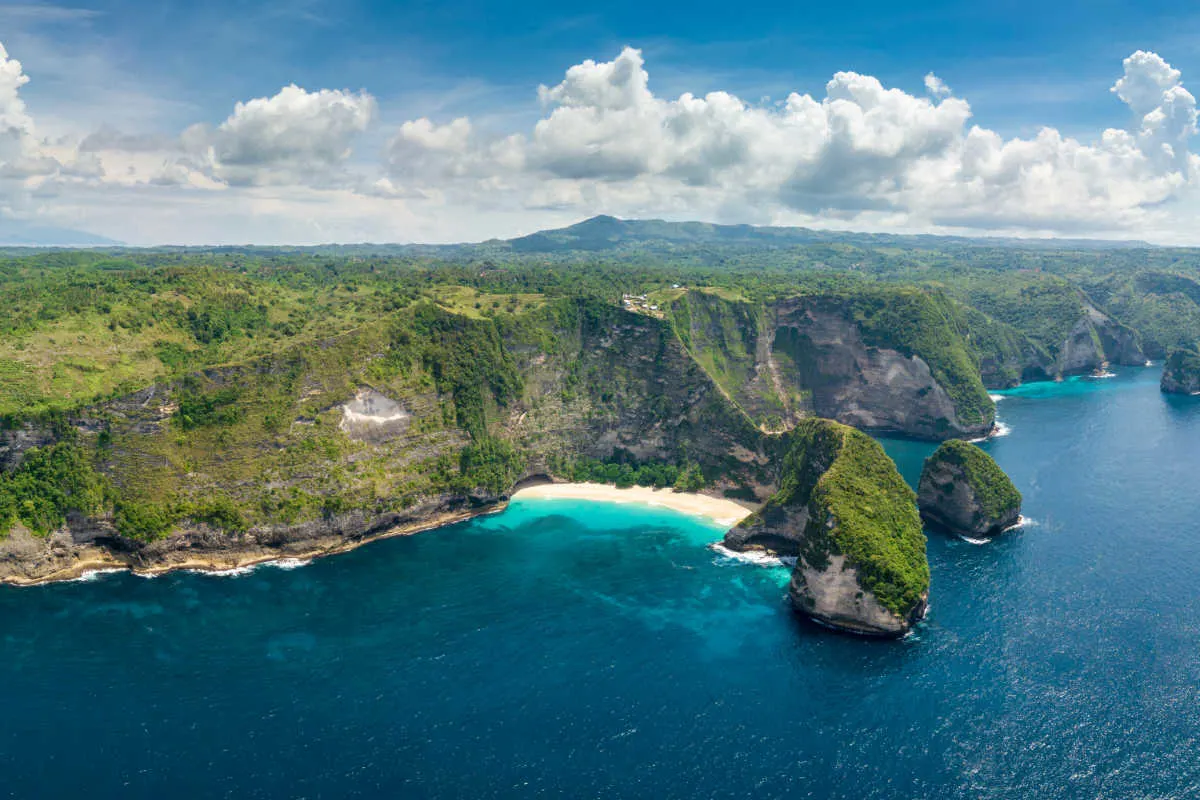 Ariel View of Kelingking Beach and Ocean in Nusa Penida.jpg