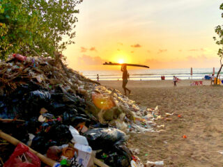 Massive Clean Up Mission Underway At Bali Tourist Beach 