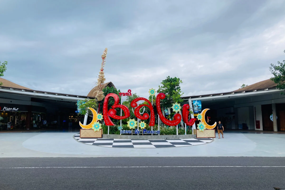 Bali Airport Sign