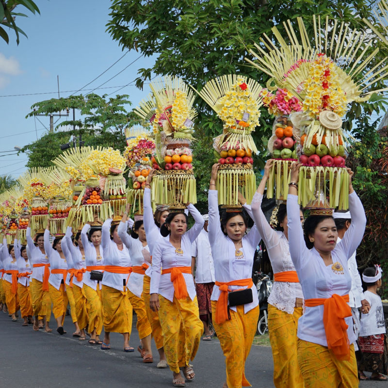 Bali women in ceremonial parade culture