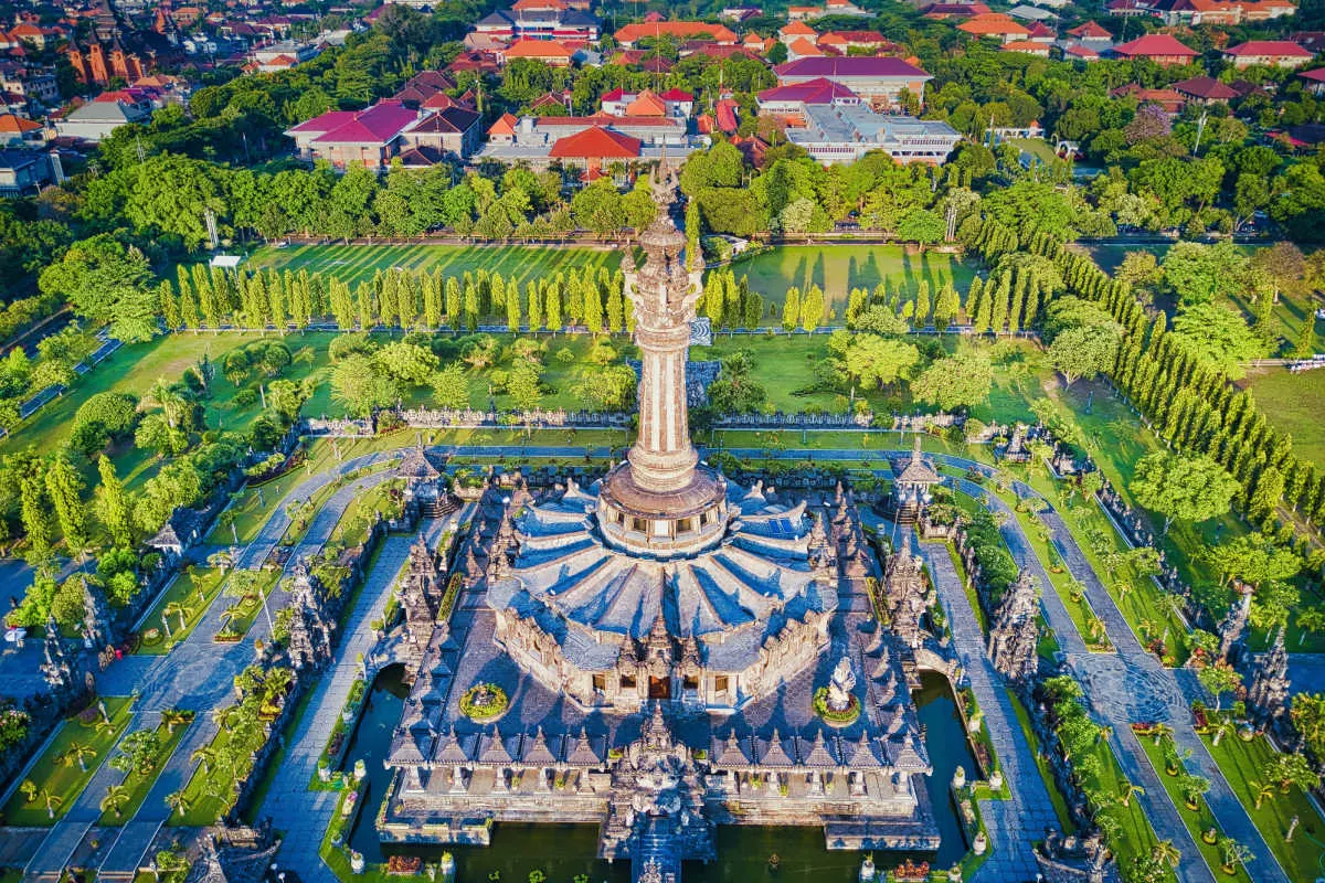 Bajri Sandhi Monument in Denpasar.jpg